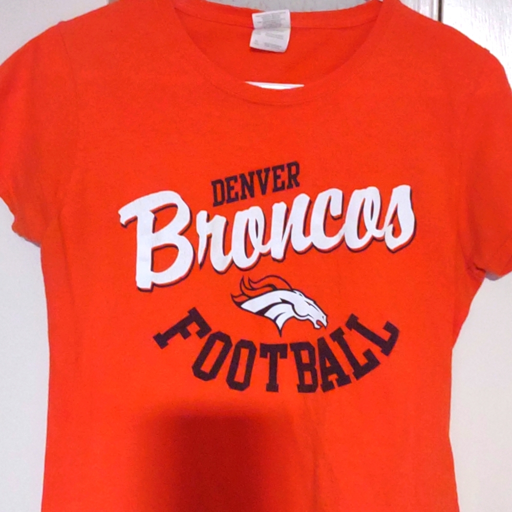 Denver Broncos short sleeve tee shirt